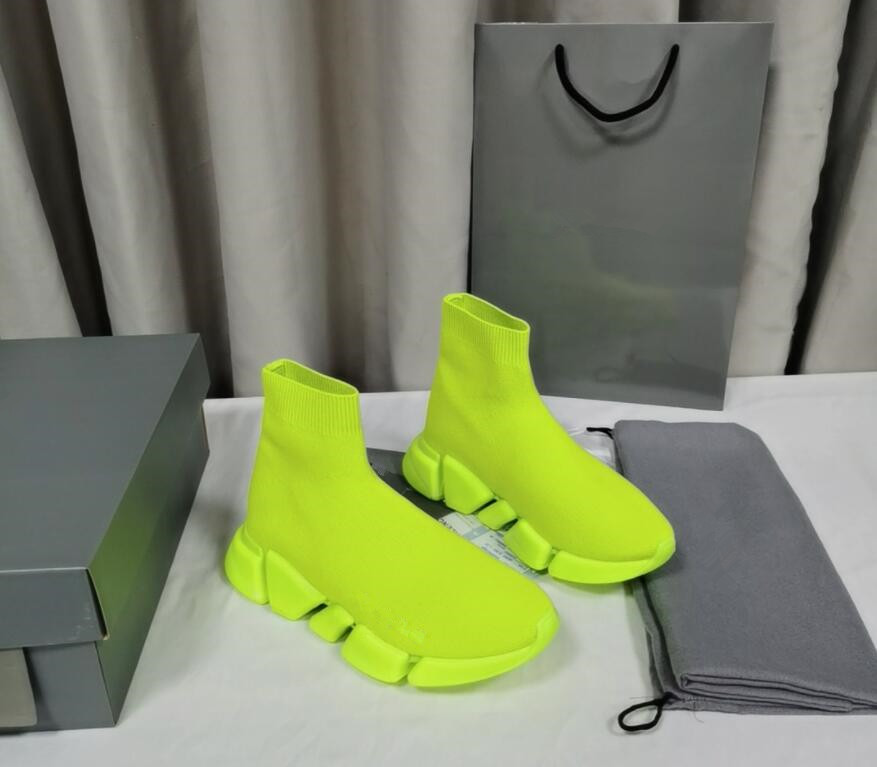 2022 Paris Sock Boots Mens Womens Casual Shoes Speed Trainers Oreo Red Brown Triple Black Grey White Fashion Flat Sneakers Trainer Runner have Dust Bag, Box
2022 Paris Sock Boots Mens Womens Casual Shoes Speed Trainers Oreo Red Brown Triple Black Grey White Fashion Flat Sneakers Trainer Runner have Dust Bag, Box