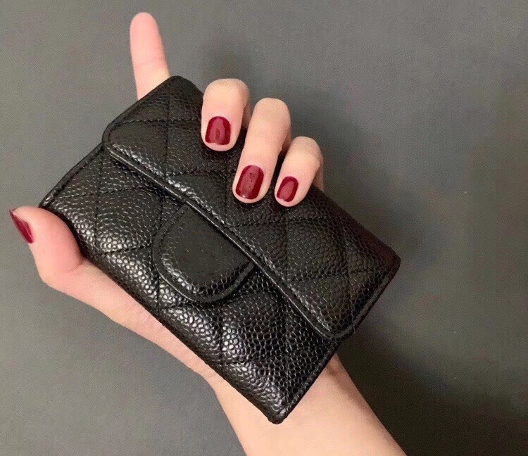 2021 Fashion Designer Lady Black Classic Caviar Leather Quilted Wallet Small Coin Purse Women Clutch with Box CC, Red;black
2021 Fashion Designer Lady Black Classic Caviar Leather Quilted Wallet Small Coin Purse Women Clutch with Box CC, Red;black