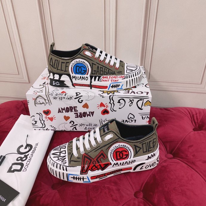 2021 luxury brand Designer shoes Sneakers Mens Sneaker Technical Canvas Leather Women Casual Shoe top Quality Luxurys Trainers size35-45, 02
2021 luxury brand Designer shoes Sneakers Mens Sneaker Technical Canvas Leather Women Casual Shoe top Quality Luxurys Trainers size35-45, 02