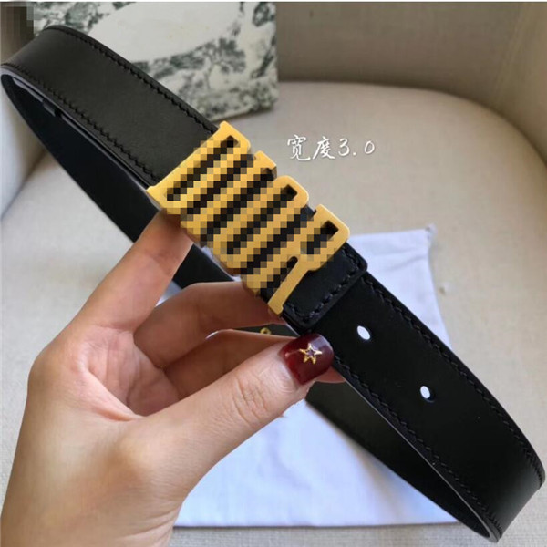 GGLVCD
VittonYSL
VUTTON Designer belt width 3.3cm high quality designers men and women men's size 105cm-125cm
GGLVCD
VittonYSL
VUTTON Designer belt width 3.3cm high quality designers men and women men's size 105cm-125cm