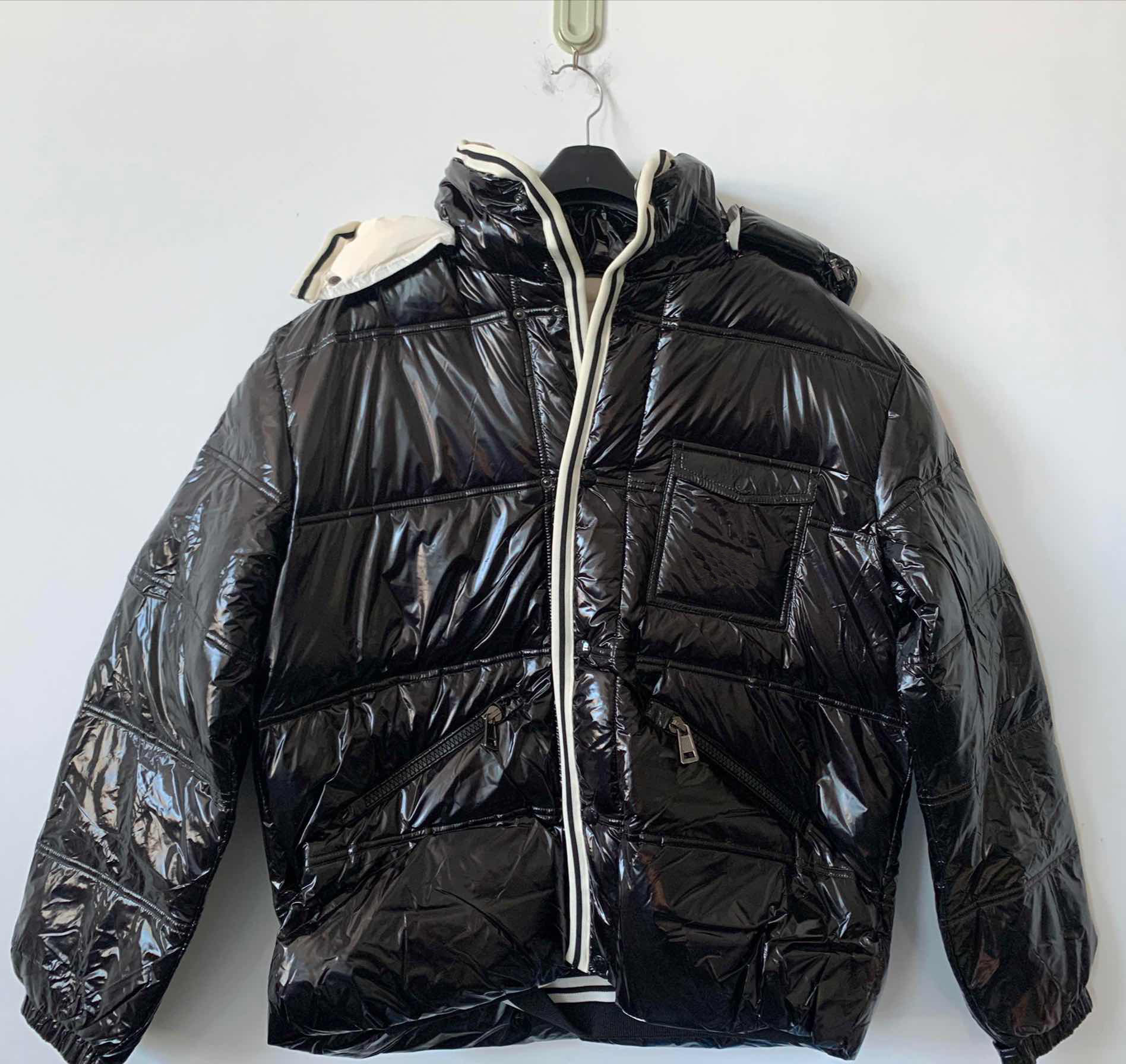Men's designer jacket coat fashion down parkas with letters men&women high quality clothing winter jackets Homme Unisex coats, Make up for price
Men's designer jacket coat fashion down parkas with letters men&women high quality clothing winter jackets Homme Unisex coats, Make up for price
