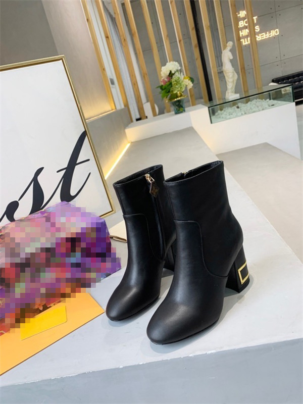Luxury Women Designer Boots Printing Martin Booties Platform Work Boot Snow Boot Lady Brown Black Boots Winter Shoes, 03
Luxury Women Designer Boots Printing Martin Booties Platform Work Boot Snow Boot Lady Brown Black Boots Winter Shoes, 03
