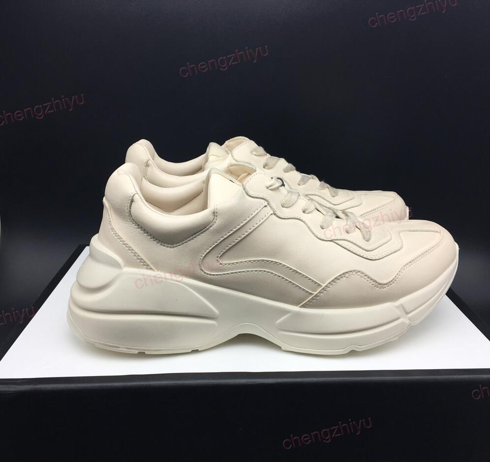 Best Quality Mens Rhyton Casual Shoe Trendy Dad Sneaker Paris Dancing Streetwear Early Spring Women Thick Bottom Leather Sneakers With Box, Black
Best Quality Mens Rhyton Casual Shoe Trendy Dad Sneaker Paris Dancing Streetwear Early Spring Women Thick Bottom Leather Sneakers With Box, Black