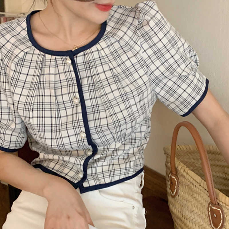 Korejpaa Women Shirt Summer Korean Chic Ladies Retro Round Neck Trim Single-Breasted Pleated Short Puff Sleeve Plaid Blouse 210526