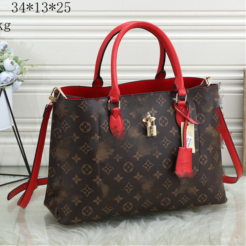 2021 Bags LV LOUIS 1 VITTON Womens messenger Fashion luxury designer bag Shoulder purse matching handbags crossbody backpack 40910
2021 Bags LV LOUIS 1 VITTON Womens messenger Fashion luxury designer bag Shoulder purse matching handbags crossbody backpack 40910