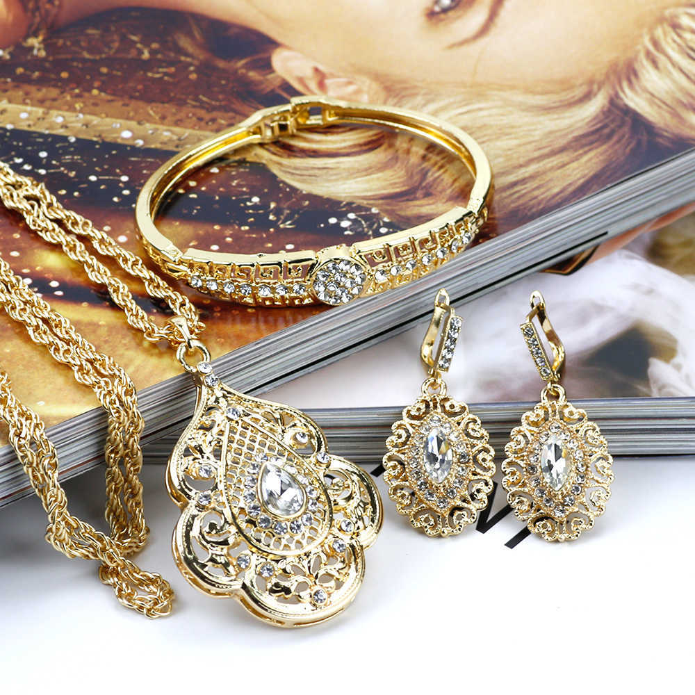 SUNSPICEMS Gold Color Full Rhinestone Cuff Bracelet Bangle For Women Arabic Ethnic Wedding Party Jewelry Morocco Bridal Gift X0706