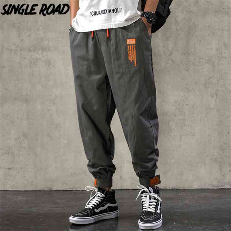 Single Road Mens Harem Pants Men Fashion Baggy Cotton Hip Hop Joggers Japanese Streetwear Trousers Male Cargo Pants For Men 210709, Khaki pants men
Single Road Mens Harem Pants Men Fashion Baggy Cotton Hip Hop Joggers Japanese Streetwear Trousers Male Cargo Pants For Men 210709, Khaki pants men
