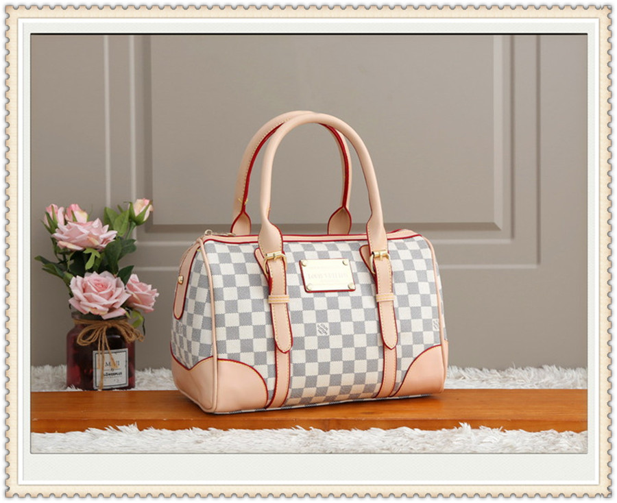 1-1 LV Louis Fashion Crossbody Shoulder HandBag Women Purse Messenger Bags Wallet Tote Clutch Bag M007-1 travel men Vitton, Red;black
1-1 LV Louis Fashion Crossbody Shoulder HandBag Women Purse Messenger Bags Wallet Tote Clutch Bag M007-1 travel men Vitton, Red;black