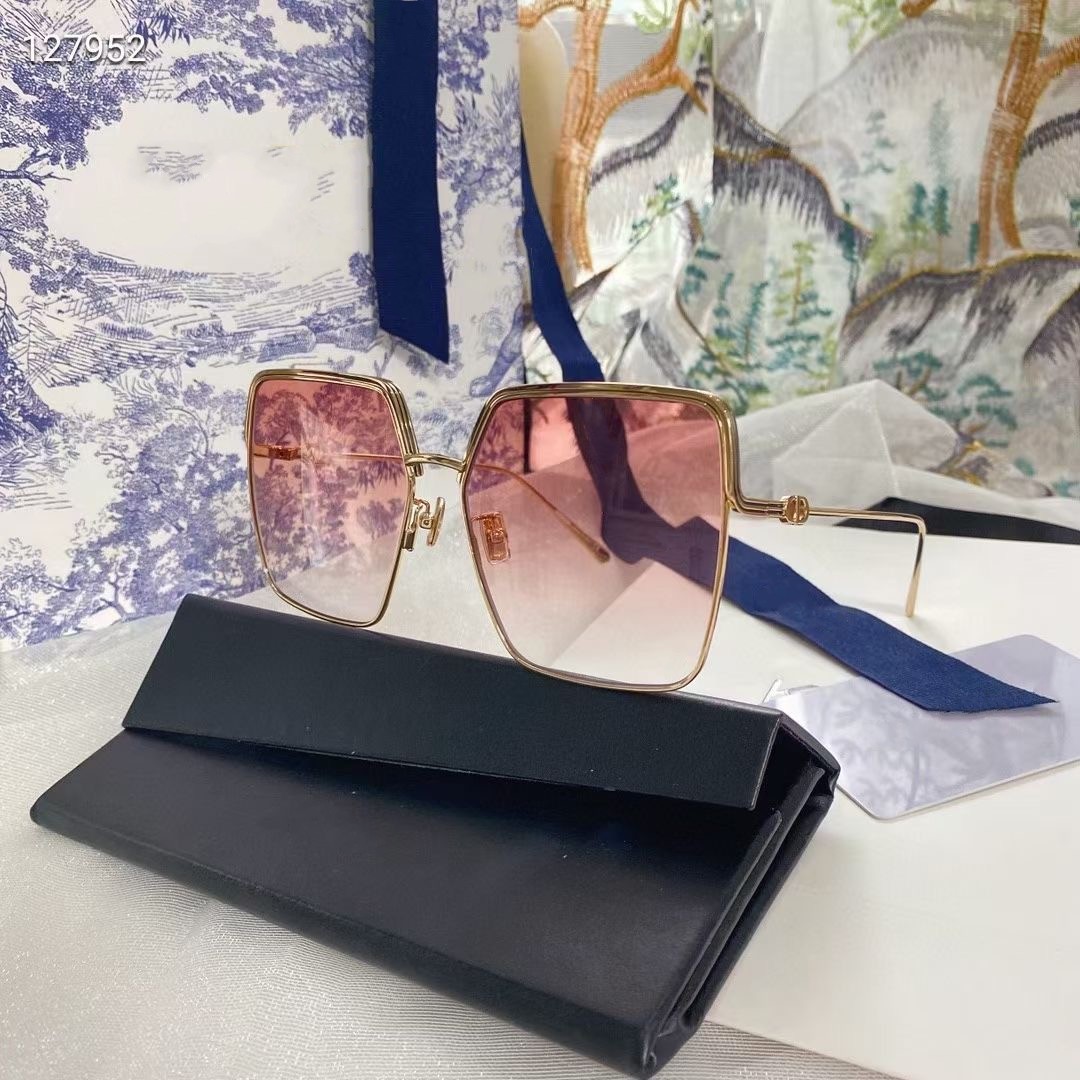 top quality mens Sunglasses for women men sun glasses fashion style protects eyes UV400 lens with case 861
top quality mens Sunglasses for women men sun glasses fashion style protects eyes UV400 lens with case 861