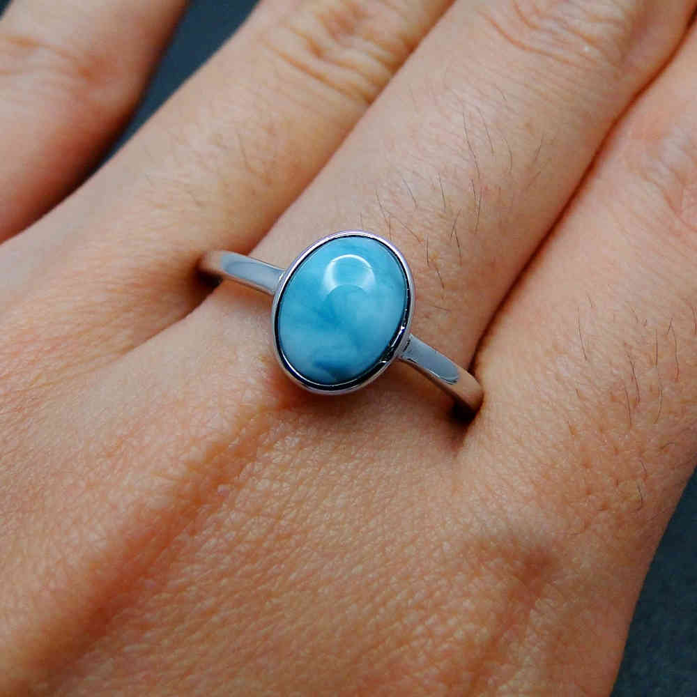 Wholesale Jewelry Natural Larimar Ring 100% 925 Sterling Silver Jewelry Ring Oval 7x9mm Larimar Stone Wedding Rings Women 210524
Wholesale Jewelry Natural Larimar Ring 100% 925 Sterling Silver Jewelry Ring Oval 7x9mm Larimar Stone Wedding Rings Women 210524