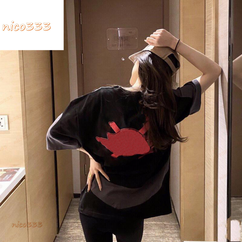 Nico produced spot trapeze cicada wings white black gray short-sleeved t-shirt couple men and women beauty tide joint printing loose trend pure cotton S-2XL
Nico produced spot trapeze cicada wings white black gray short-sleeved t-shirt couple men and women beauty tide joint printing loose trend pure cotton S-2XL