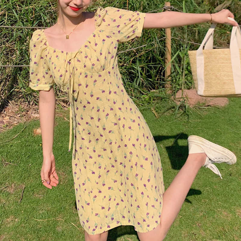 Floral Vintage Dres French Square Collar Puff Sleeve Party Summer Chiffon Casual Beach Korean 210604, Yellow floral dress
Floral Vintage Dres French Square Collar Puff Sleeve Party Summer Chiffon Casual Beach Korean 210604, Yellow floral dress