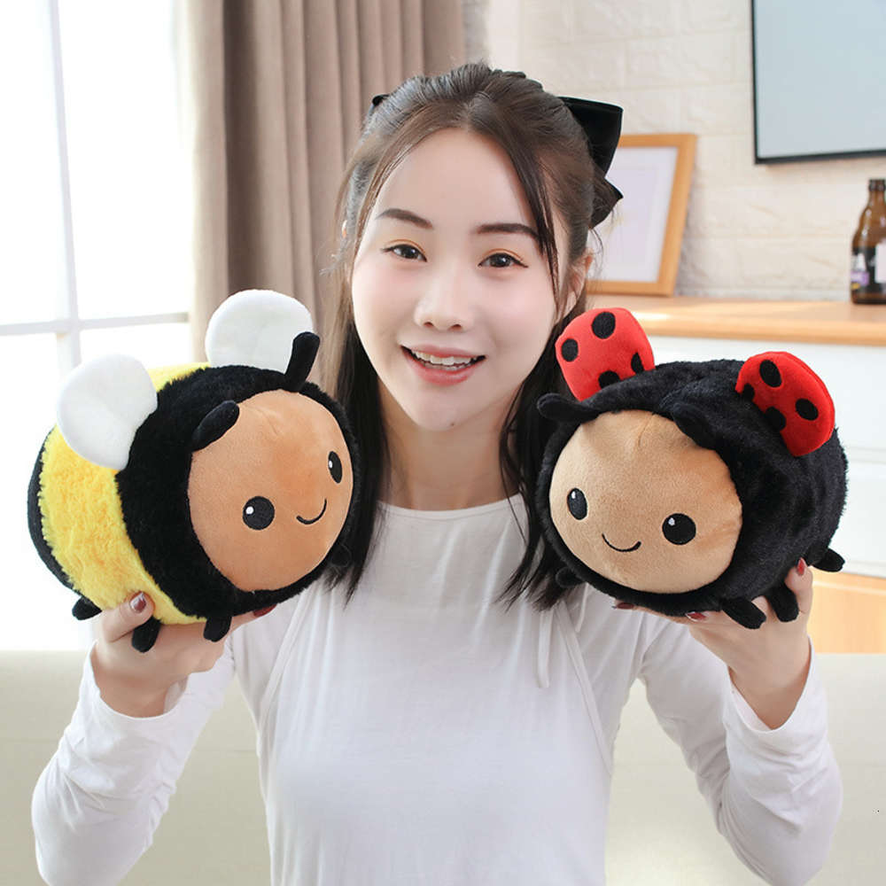 Cute cartoon little bee Seven Star ladybird doll plush toy beetle children gift, Blue
Cute cartoon little bee Seven Star ladybird doll plush toy beetle children gift, Blue
