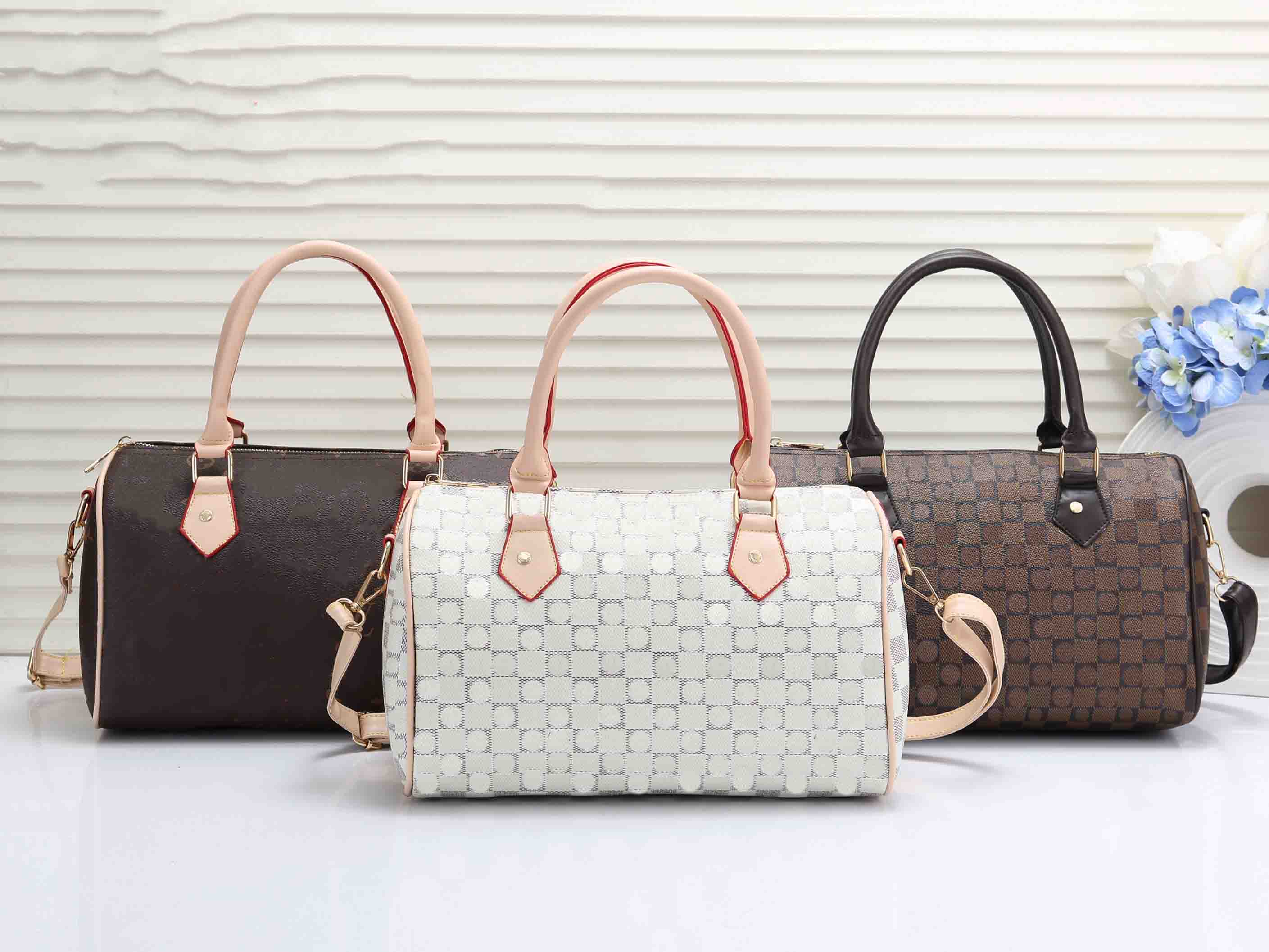 HH Quality Shoulder Bag 25 30 SPEEDY Purse Boston Totes Designer Pillow Handbags Women Crossbody Messenger Bags high-capacity Classic design flower, Extra freight
HH Quality Shoulder Bag 25 30 SPEEDY Purse Boston Totes Designer Pillow Handbags Women Crossbody Messenger Bags high-capacity Classic design flower, Extra freight