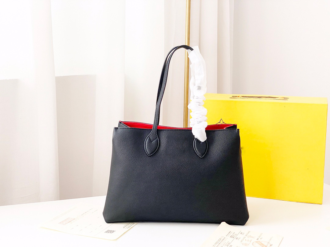 Women Luxurys Designers Bags 2021Fashion leather handbag High quality messenger bagDesigner Womens Handbags Purses ZM57345
Women Luxurys Designers Bags 2021Fashion leather handbag High quality messenger bagDesigner Womens Handbags Purses ZM57345