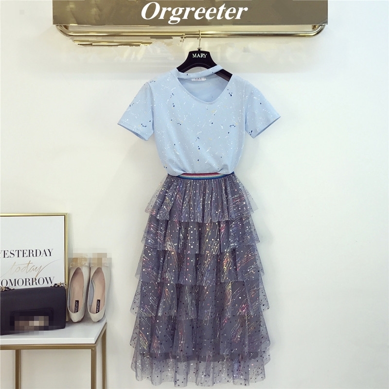 Women Summer Hollow Print T-Shirt and Rainbow Striped Patchwork Sequined Mesh Skirt Set Cascading Ruffles Midi 2 piece 210525, Sky blue
Women Summer Hollow Print T-Shirt and Rainbow Striped Patchwork Sequined Mesh Skirt Set Cascading Ruffles Midi 2 piece 210525, Sky blue