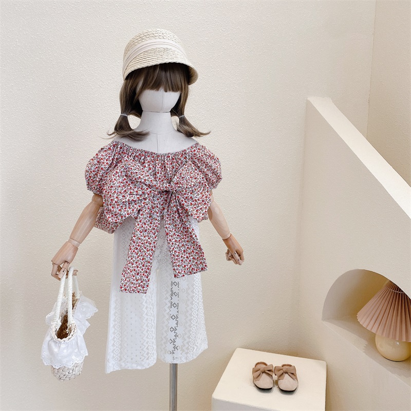 Lovely Kids Girls Big Front Bow Gloral Shirts Summer Fashions Puff Sleeve 2249 Y2, As shown
Lovely Kids Girls Big Front Bow Gloral Shirts Summer Fashions Puff Sleeve 2249 Y2, As shown