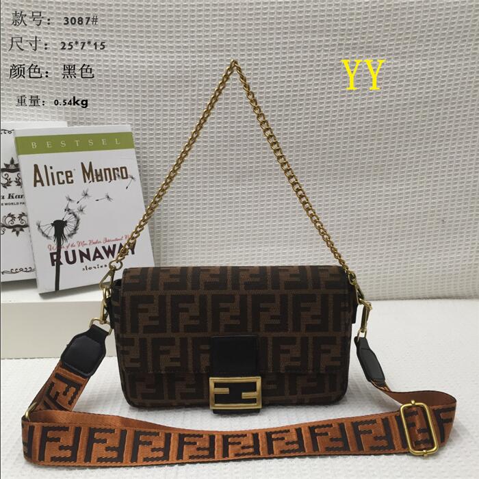 Crossbody Bag Travel LVLOUISVITTON VUTTONBags Clutch Handbag Purse Fashion Hardware Envelope Flap Letter Embroidery
Crossbody Bag Travel LVLOUISVITTON VUTTONBags Clutch Handbag Purse Fashion Hardware Envelope Flap Letter Embroidery
