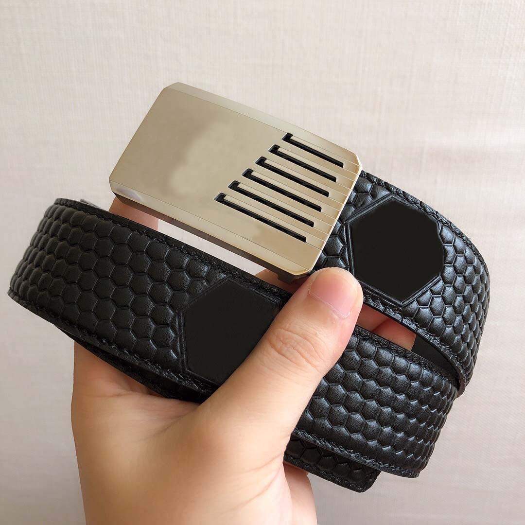 mens belt belts for men designer 2022 M buckle woman designer belts High quality jeans casual belt Mens plaid business 077 814484097, White
mens belt belts for men designer 2022 M buckle woman designer belts High quality jeans casual belt Mens plaid business 077 814484097, White