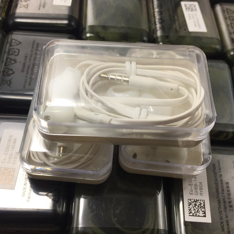 OEM quality 3.5mm In-Ear Earphones Headphones With Mic Remote Control Earphone headphone for Samsung Galaxy s5 s6 S7 edge note3 note4
OEM quality 3.5mm In-Ear Earphones Headphones With Mic Remote Control Earphone headphone for Samsung Galaxy s5 s6 S7 edge note3 note4