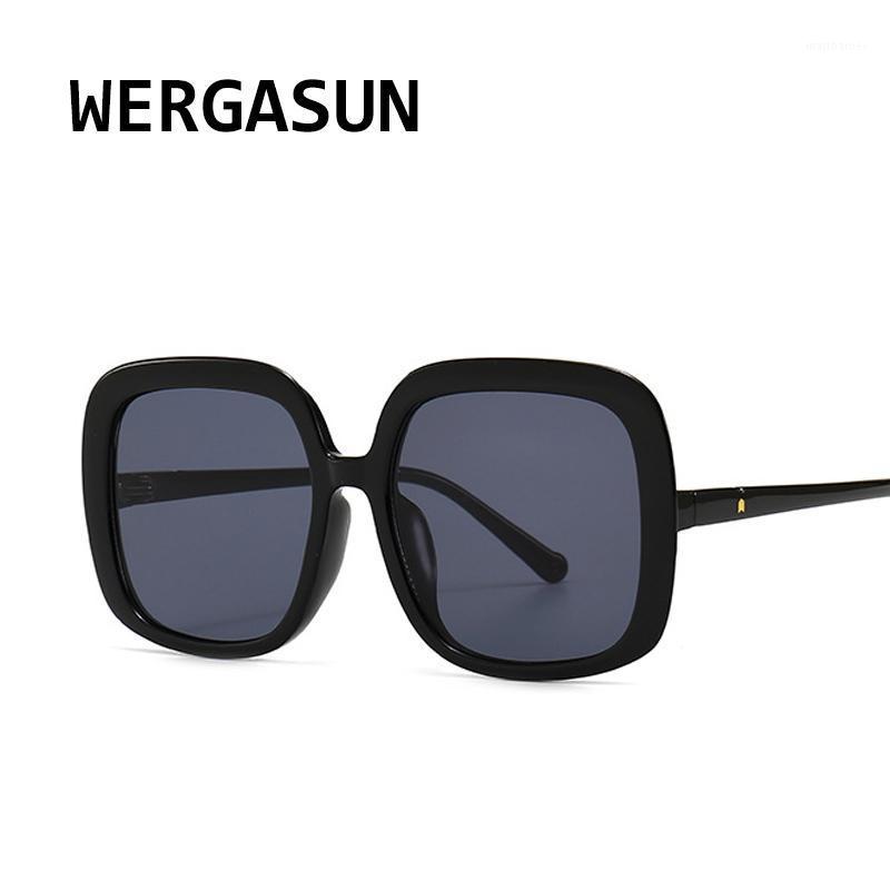 Square Sunglasses Women Brand Designer Retro Clear Sun Glasses For Female Oversized Black Shades Oculos UV400
Square Sunglasses Women Brand Designer Retro Clear Sun Glasses For Female Oversized Black Shades Oculos UV400