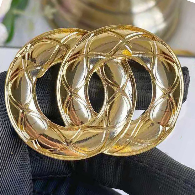 Fashion Diamond Designer Brooch Famous G Letter C Brooches Pin Tassel Women Luxury Pins Jewelry 0101, Gray
Fashion Diamond Designer Brooch Famous G Letter C Brooches Pin Tassel Women Luxury Pins Jewelry 0101, Gray