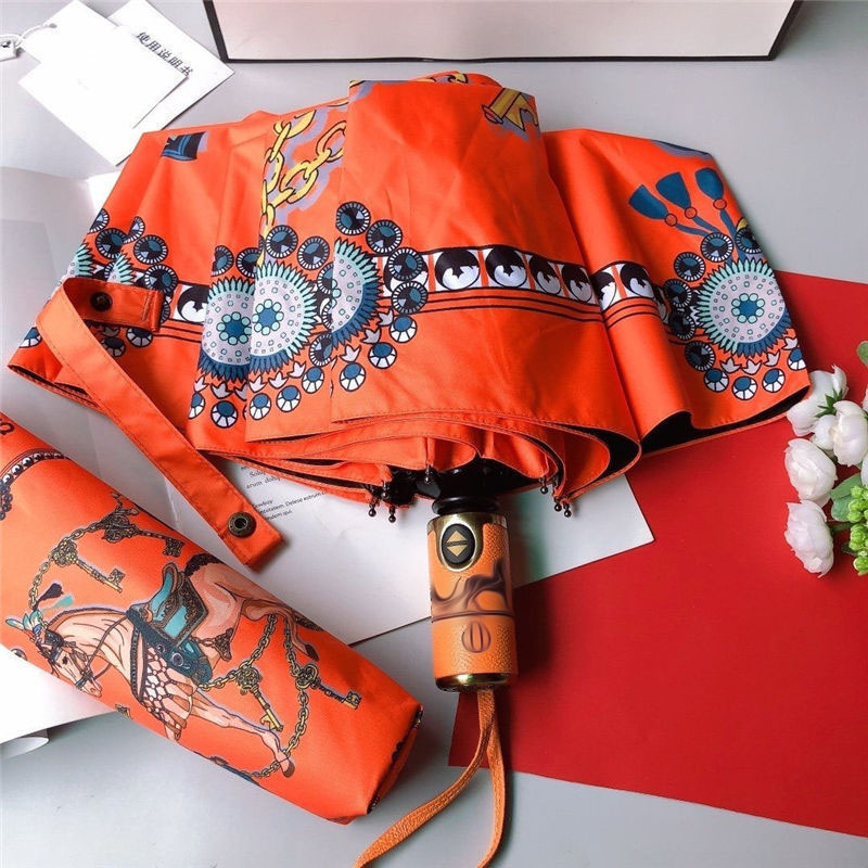Top fashion designer umbrella high quality Fully automatic folding letter printed luxury rain with box, Customize
Top fashion designer umbrella high quality Fully automatic folding letter printed luxury rain with box, Customize