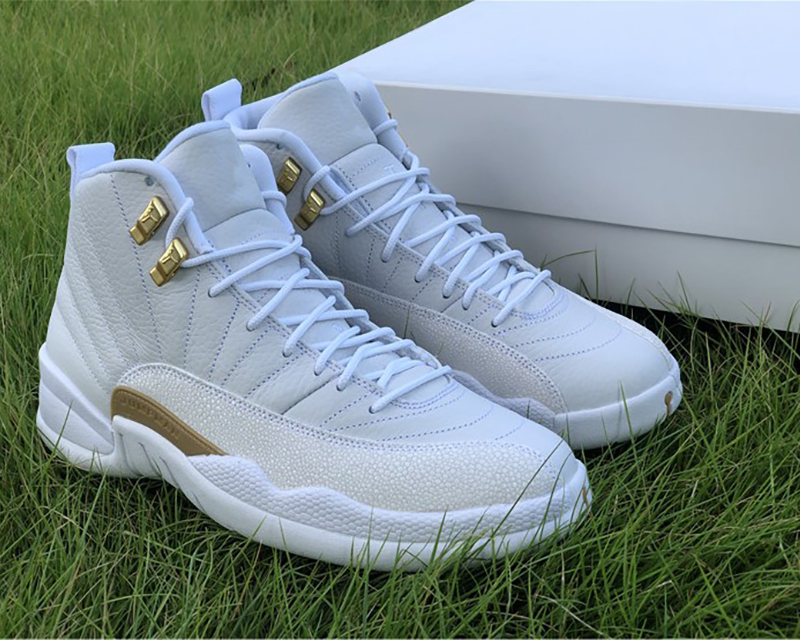 Mens Top Authentic 12 12s Basketball Shoes OVO"White"Trainers Real Carbon Fiber Luxury designer Twist University Gold buckle Jumpm
Mens Top Authentic 12 12s Basketball Shoes OVO"White"Trainers Real Carbon Fiber Luxury designer Twist University Gold buckle Jumpm