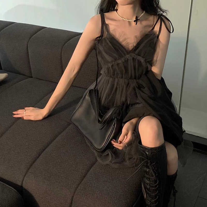 Gagarich Women Dresses Spring Summer French Vintage Temperament Female Sexy V-Neck Mesh Stitching Short Sling Vestidos 210630