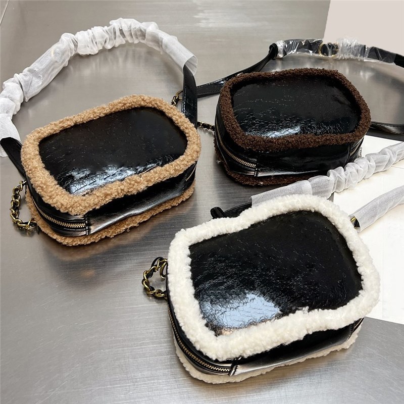 Lamb hair trim square bag Black Smooth leather Design winter handbag womens fashion warm cute Purse mini ziper shoulder bags 18cm, White 
Lamb hair trim square bag Black Smooth leather Design winter handbag womens fashion warm cute Purse mini ziper shoulder bags 18cm, White