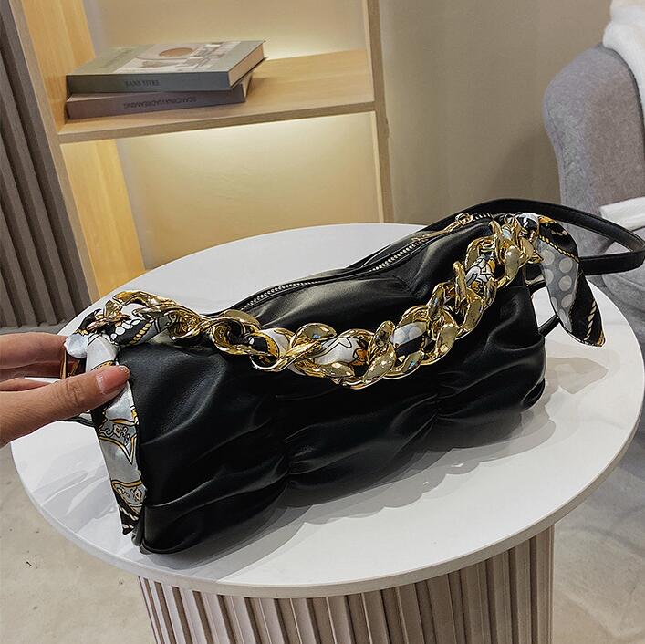 Wholesale womens shoulder bags street fold handbag sweet and lovely ribbon decorated women chain handbags simple joker solid color leather Thread pillow bag, Brown(boutique box)
Wholesale womens shoulder bags street fold handbag sweet and lovely ribbon decorated women chain handbags simple joker solid color leather Thread pillow bag, Brown(boutique box)