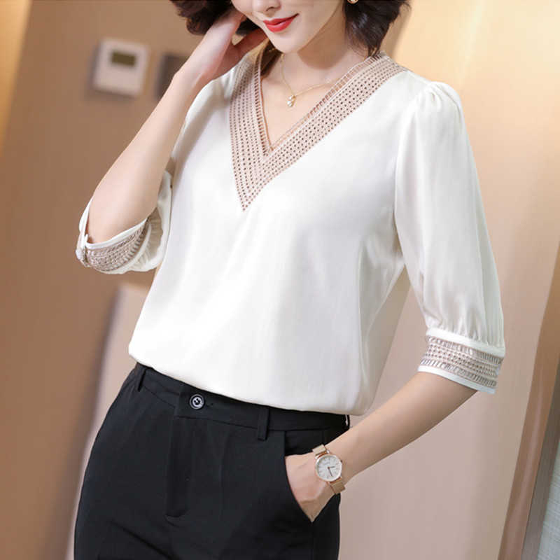 Korean Heavy Silk Women Blouse Shirt Embroidery Tops Plus Size White V-neck Blusas Mujer De Moda 210604
Korean Heavy Silk Women Blouse Shirt Embroidery Tops Plus Size White V-neck Blusas Mujer De Moda 210604
