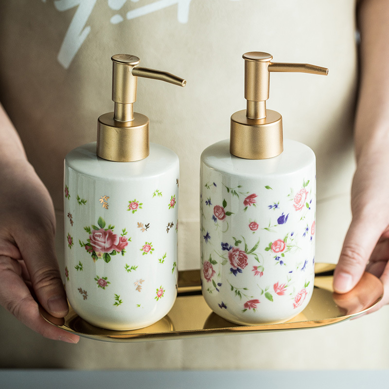 320ml Vintage Bath Gel Bottles Rose Flower Ceramic Empty Bottle of Shampoo Disinfectant Body Lotions Shower Tools
320ml Vintage Bath Gel Bottles Rose Flower Ceramic Empty Bottle of Shampoo Disinfectant Body Lotions Shower Tools