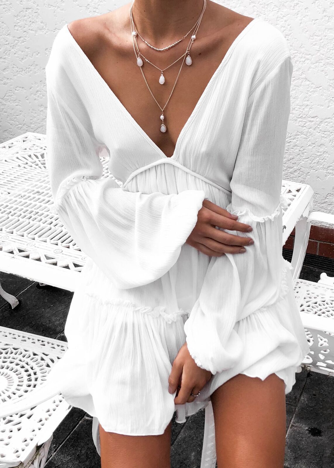 Women Dress Deep V Neck Backless Sexy es Lantern Sleeve Short White Plus Size Bohemian es Summer 210513