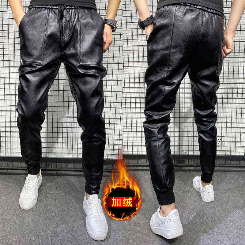 Winter Thick Warm PU Leather Pants Men Clothing Simple Big Pocket Windproof Casual Motorcycle Trousers Black Plus Size 211119