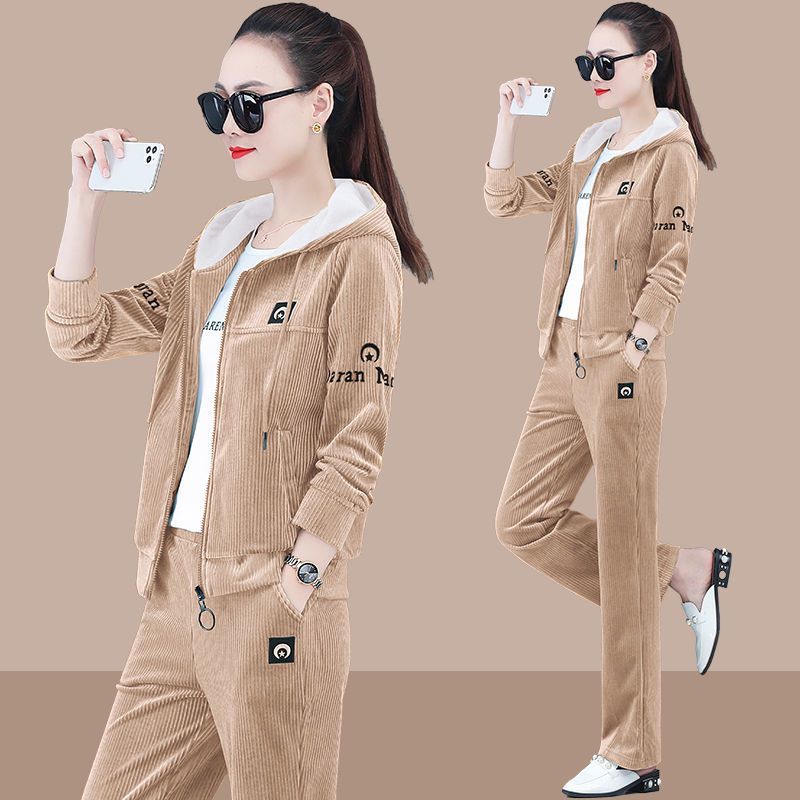 Cotton T Corduroy Fashion Suit Women Korean Version Spring and Autumn Sportswear Leisure Two Sets 210429, Blue
Cotton T Corduroy Fashion Suit Women Korean Version Spring and Autumn Sportswear Leisure Two Sets 210429, Blue