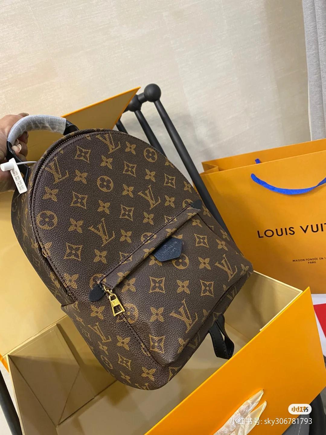 lv LOUIS BAG VITTON Fashion Petite Malle Chain Clutch Bag Women Designers Purse houlder Box Totes Handbags Cross Body 7Y0H, Red;black
lv LOUIS BAG VITTON Fashion Petite Malle Chain Clutch Bag Women Designers Purse houlder Box Totes Handbags Cross Body 7Y0H, Red;black