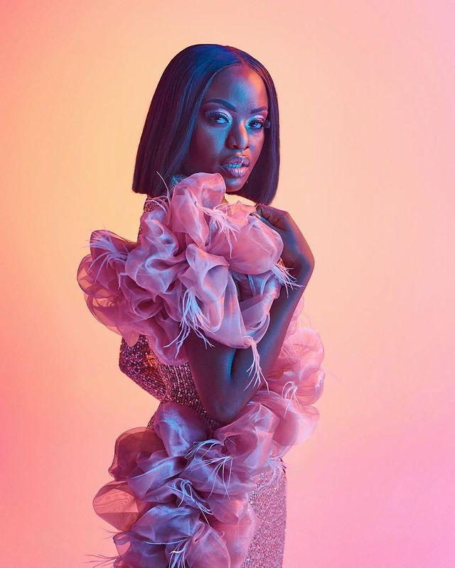 Aso Ebi Sparkly Sequined Sheath Prom Dresses Side High Split Floor length Rose Pink Long Pageant Cocktail Party Dress One Sleeve Jewel Neck Ruffle Eve