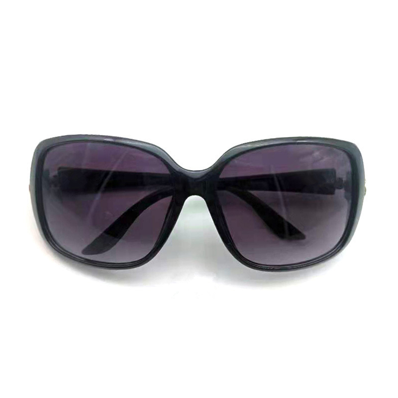 Classic Large Frame Sunglasses For Woman Luxury Women Designer Sun Glasses High Quality Uv Protection With Box
Classic Large Frame Sunglasses For Woman Luxury Women Designer Sun Glasses High Quality Uv Protection With Box