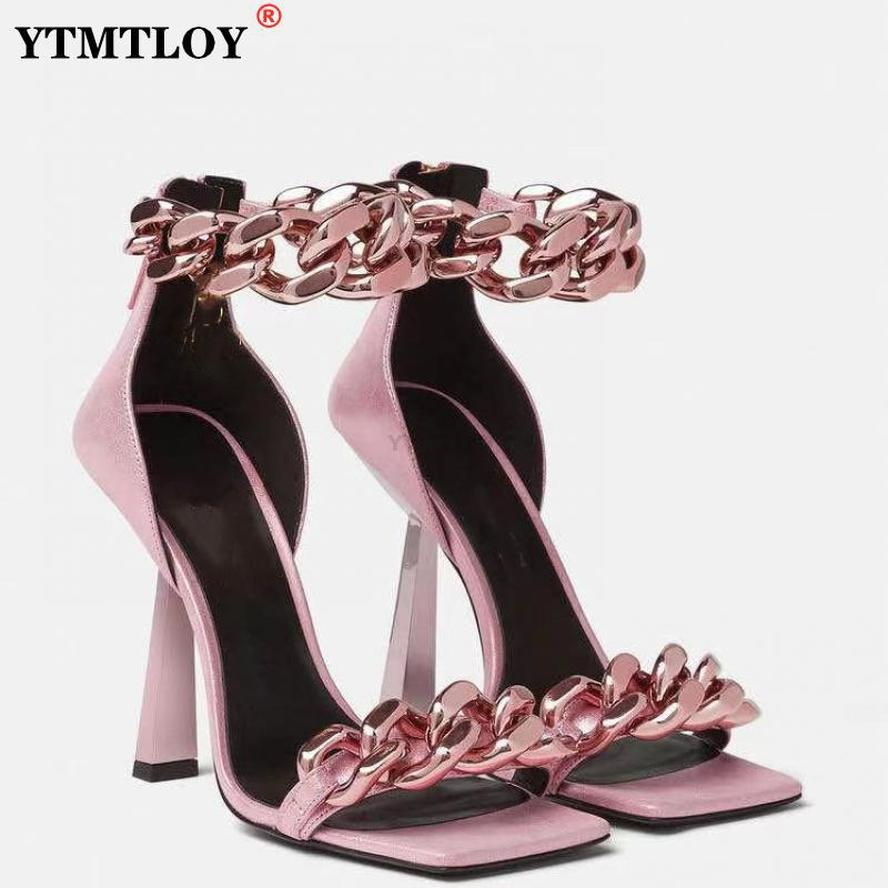 FACTORY_STORE01 JJU957 Black Square Toe Sandals Women Unique Thin High Heels Back Zip Open Toes Metal Chains Decor Runway Sandalias Big Plus Szie 43 DFG34654GD
FACTORY_STORE01 JJU957 Black Square Toe Sandals Women Unique Thin High Heels Back Zip Open Toes Metal Chains Decor Runway Sandalias Big Plus Szie 43 DFG34654GD