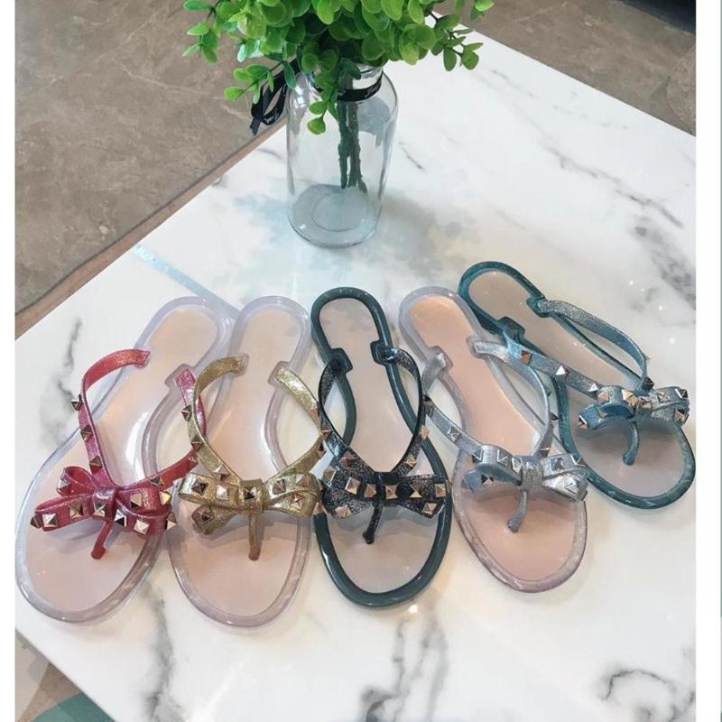 Slippers Brand Flip-flops Women Luxury Rivet Flat Mules Slipper Woman Shoes Slip On Loafers Latest 2021, As show
Slippers Brand Flip-flops Women Luxury Rivet Flat Mules Slipper Woman Shoes Slip On Loafers Latest 2021, As show