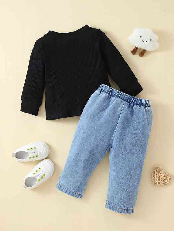Baby Ribbed Knit Pullover & Jeans SHE