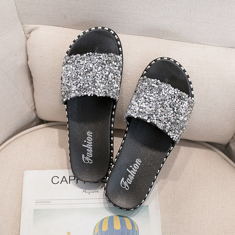 Slippers Women Summer Fashion Sequins Casual Sandals Wear Flat Bottom Flip Shoes Women Slippers Flip Flops Women sparkle, Black
Slippers Women Summer Fashion Sequins Casual Sandals Wear Flat Bottom Flip Shoes Women Slippers Flip Flops Women sparkle, Black