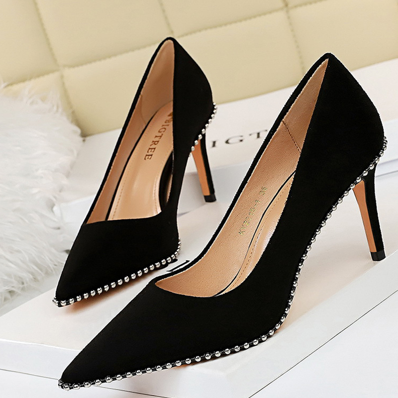 2021 Chaussures Talons noirs Perles métalliques Femme Pumps Sude High Heels Stiletto Chaussures de mariage Femmes Talons Femme Plus Taille 1