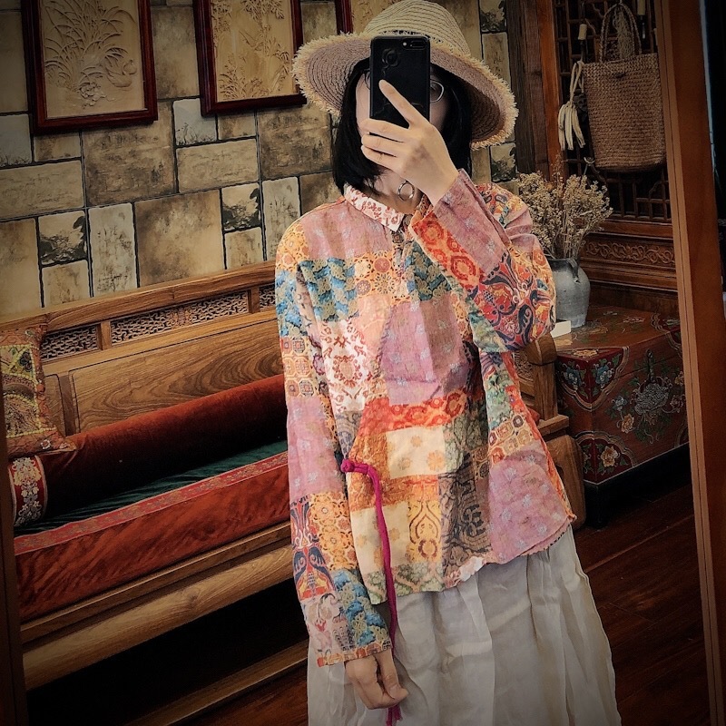 Johnature Vintage Ramie Geometric Turn-down Collar Women Shirts Autumn Casual Long Sleeve Loose Retro Vintage Blouses 210521
Johnature Vintage Ramie Geometric Turn-down Collar Women Shirts Autumn Casual Long Sleeve Loose Retro Vintage Blouses 210521