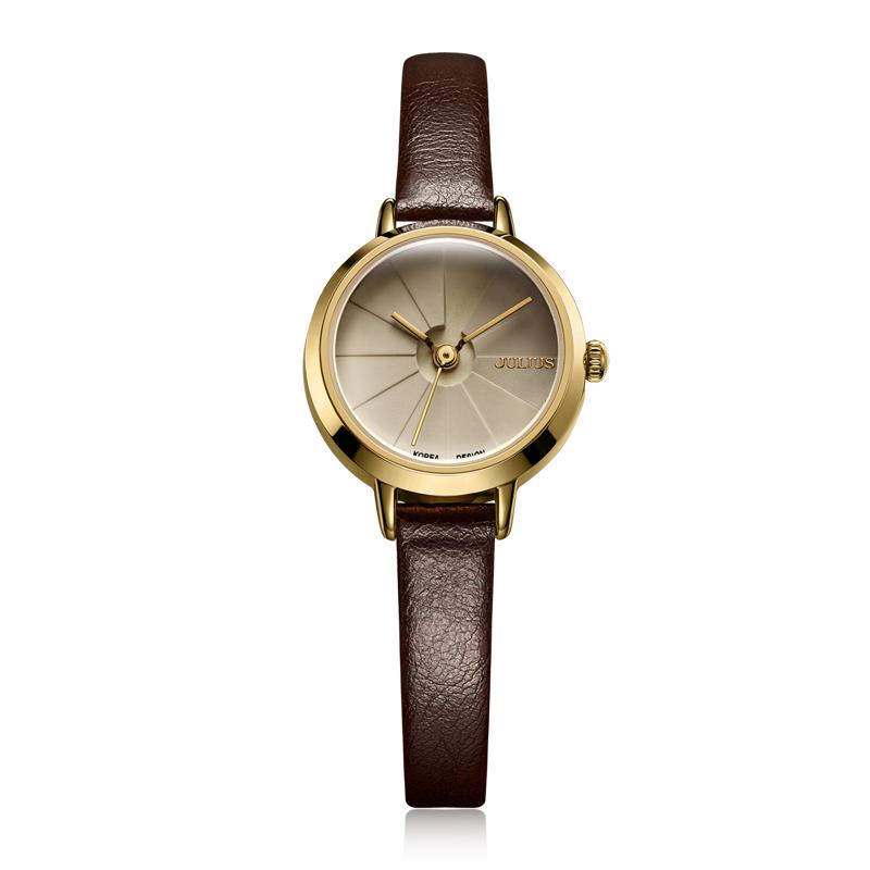 Wristwatches Big Sale 3D Design Teenager Trendy Watches Young Women Leather Strap Clock Lovely Lady Quartz Hour Girl Luxury Gift Top Time, Brown
Wristwatches Big Sale 3D Design Teenager Trendy Watches Young Women Leather Strap Clock Lovely Lady Quartz Hour Girl Luxury Gift Top Time, Brown