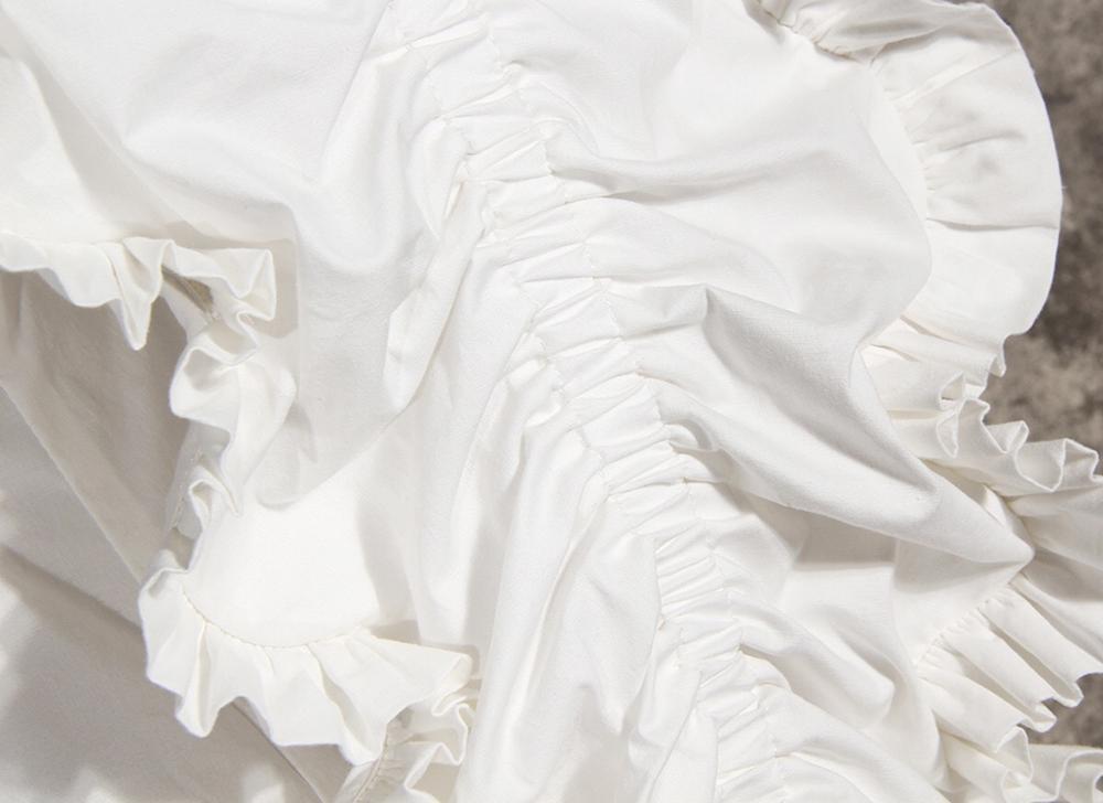 High quality Black White Ruffles Long sleeve Woman Shirt Retro Lapel Single-breasted Blouse Causal Ruched Slim Tops Blousas 210429