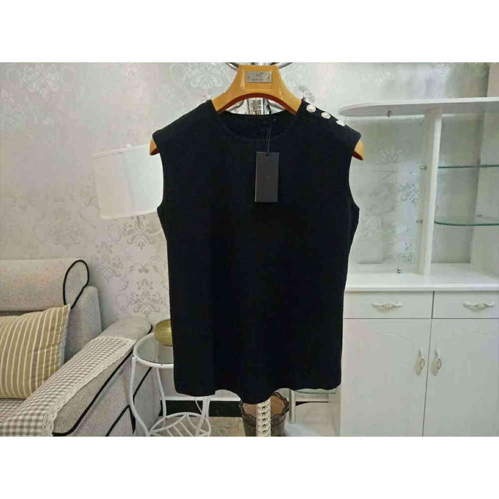 Womens Designer T shirts Tops Tee Spring and Summer women T-shirts loose slim Coat T-shirt top solid color short sleeveGFD4 SIZE M L, White black letter
Womens Designer T shirts Tops Tee Spring and Summer women T-shirts loose slim Coat T-shirt top solid color short sleeveGFD4 SIZE M L, White black letter