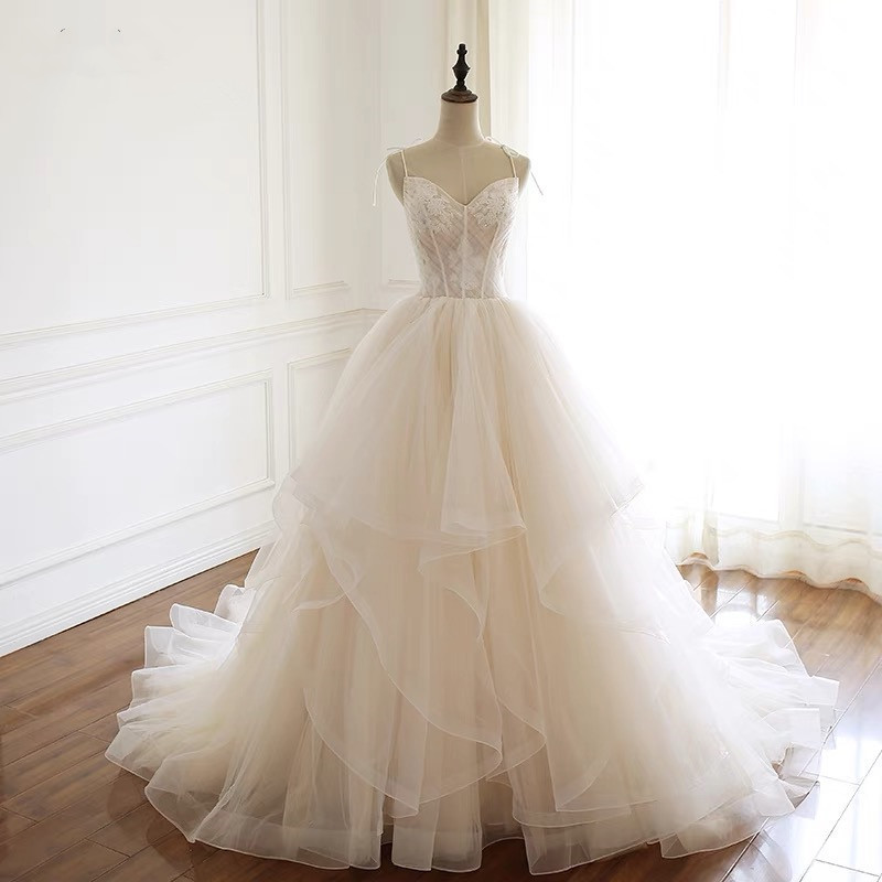 Elegant A-Line Wedding Dress With V-neck Strapless Backless Custom Made Tulle Floor-length De Mariée