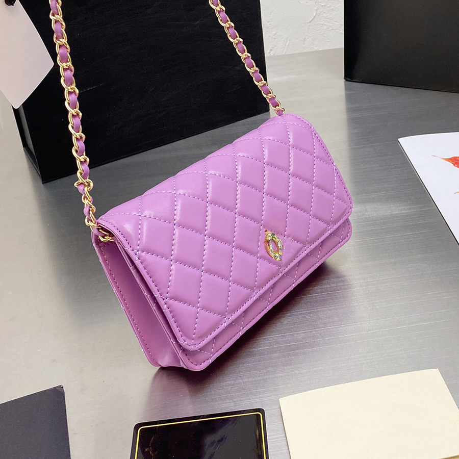 2021 Luxury Famous Designer Handbags Shoulder Bags Cross Body Clutch Lady Fashion Bag Genuine Leather Classic saddle women Simplicity 19-7, #6
2021 Luxury Famous Designer Handbags Shoulder Bags Cross Body Clutch Lady Fashion Bag Genuine Leather Classic saddle women Simplicity 19-7, #6